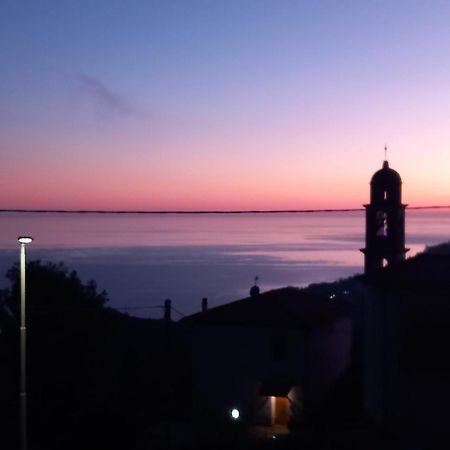 Dolci Risvegli Appartamento Vista Mare فنتيميليا المظهر الخارجي الصورة